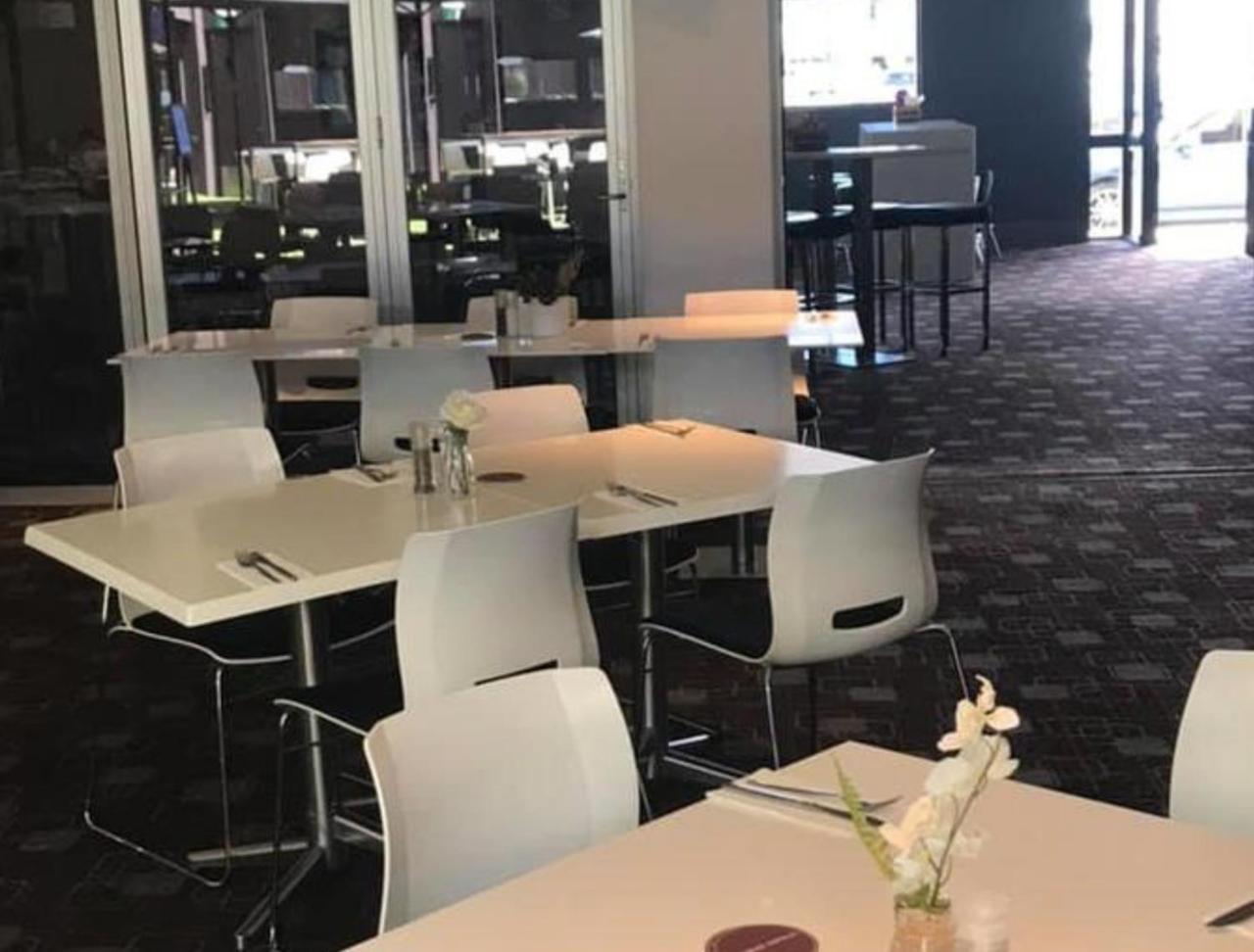 The Premier Hotel Broadmeadow Newcastle Extérieur photo